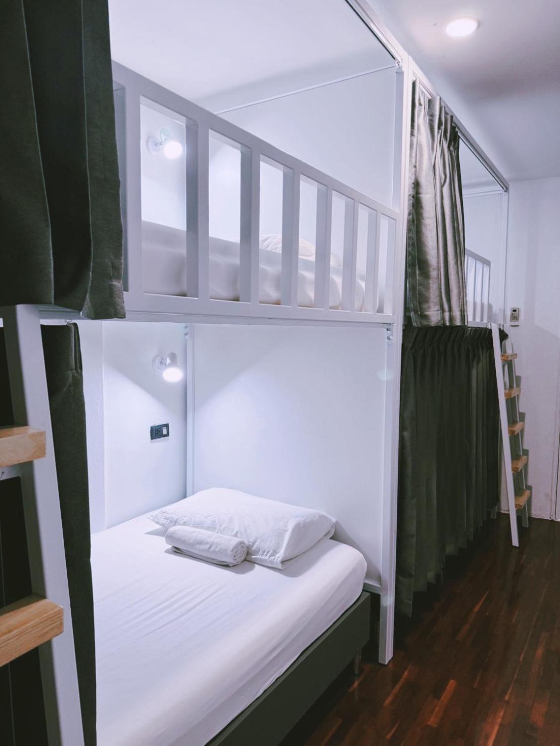 Zleepinezz Hostel Phranakhonszi Ajutthaja Kültér fotó