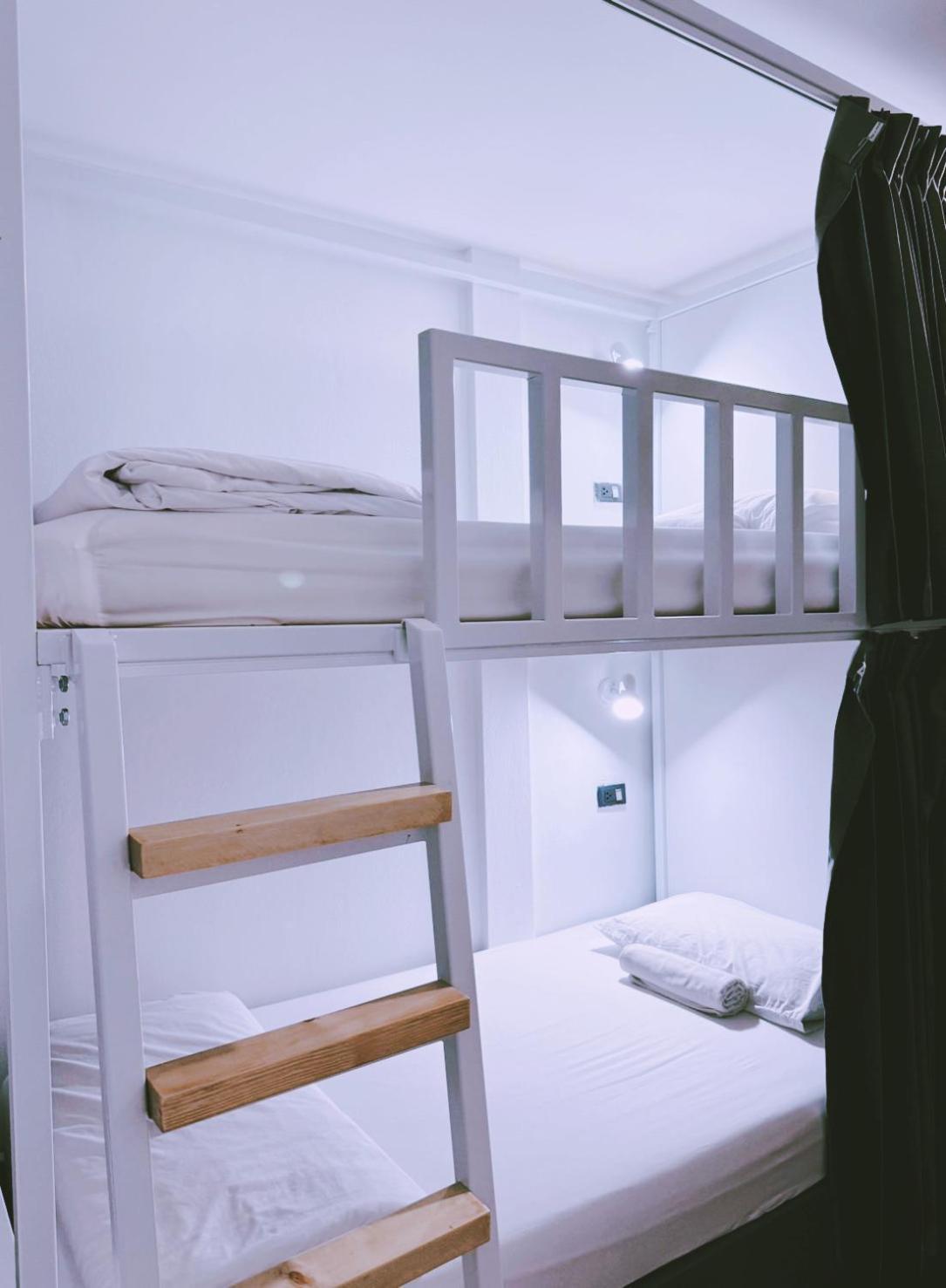Zleepinezz Hostel Phranakhonszi Ajutthaja Kültér fotó